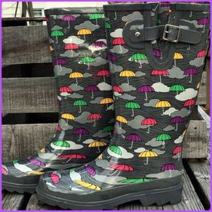 Gray Umbrella Print Rainboots! NEW!